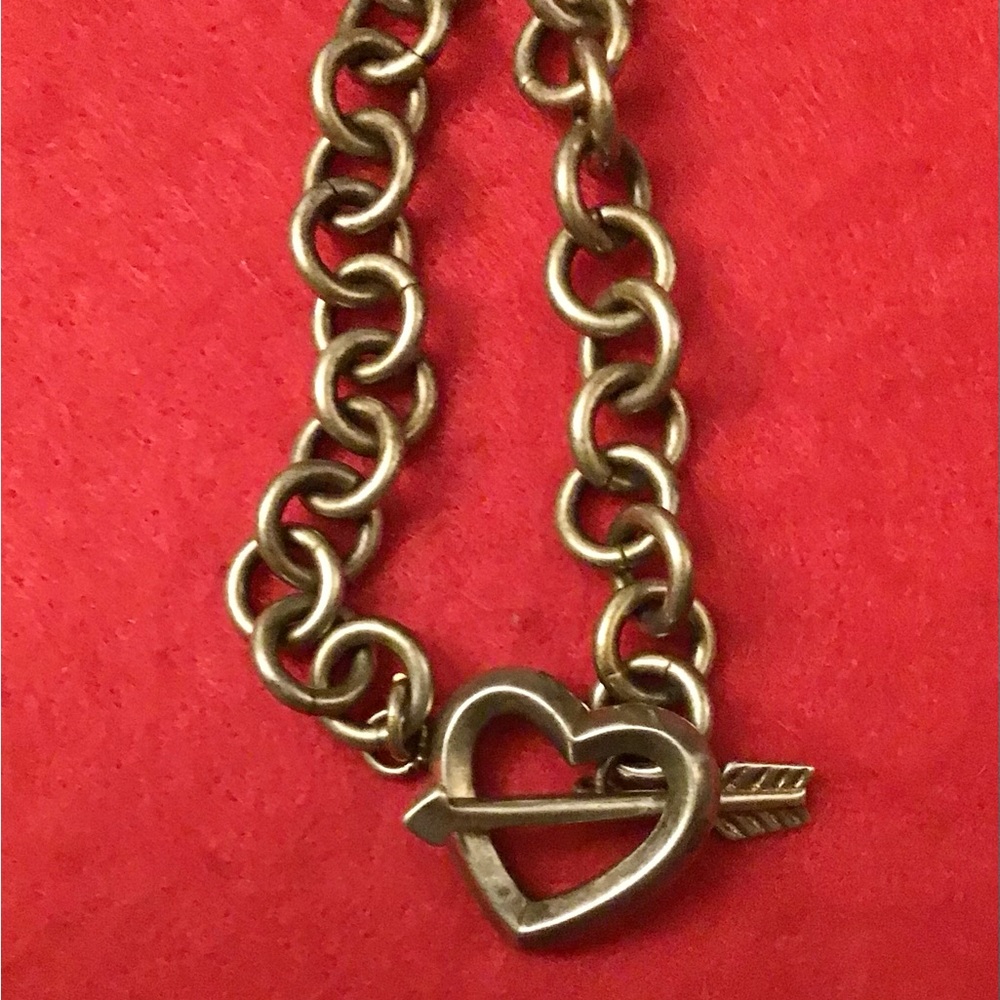🩵TIFFANY & CO🩵1984VINTAGE SILVER HOLLOW HEART & ARROW NECKLACE🩵FULL INCLUSION - Picture 4 of 15